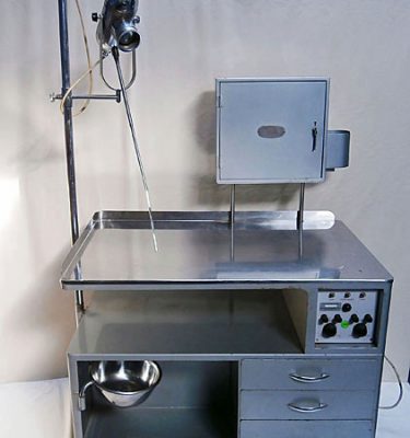 0091034 Wheeled Metal Lab Unit With 3 Drawers, Lamp And Switches (63″ X 36″ X  22″)