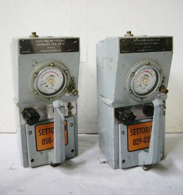 0045078 Switch Gear ( H 27cm x 13 x 14 ) x 7 off