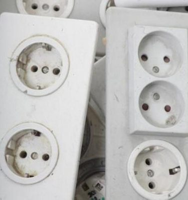 Assorted Plugs