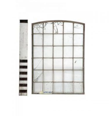 Metal Window Pane With Arched Top
620X445