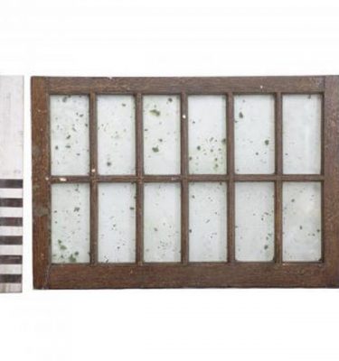 Window Pane 580X835