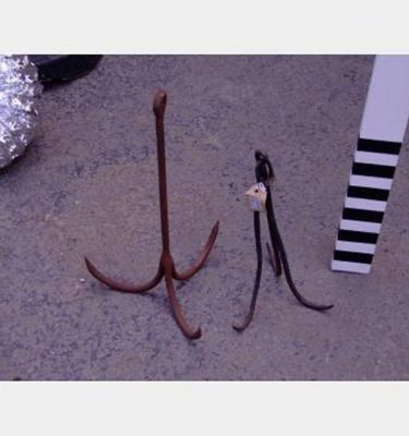 Triple Iron Hooks
