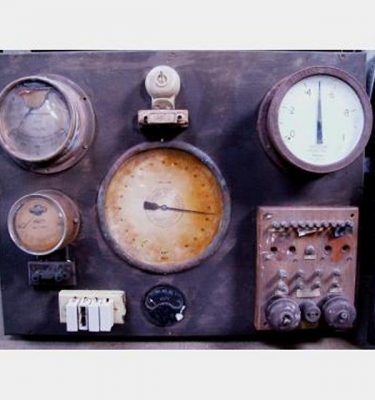 Assorted Electrical Thermostat Dials 