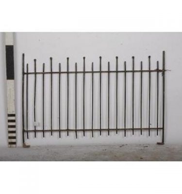 Wrought Iron Railings 860H X 1300   4Off Lengths