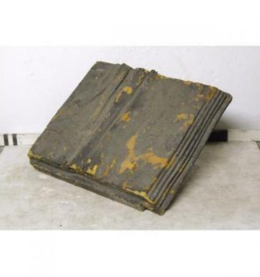 1151156 Gravetop Oversized Open Book 760X660