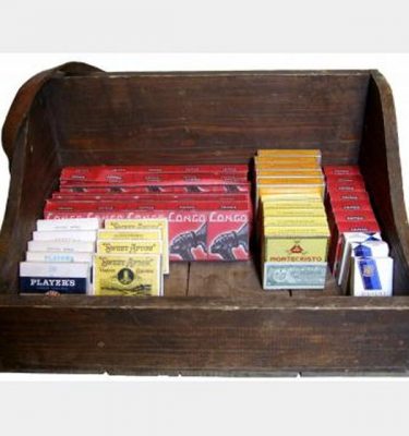 3900059 Tabacco Packaging And Wooden Carrier With Shoulder Strap