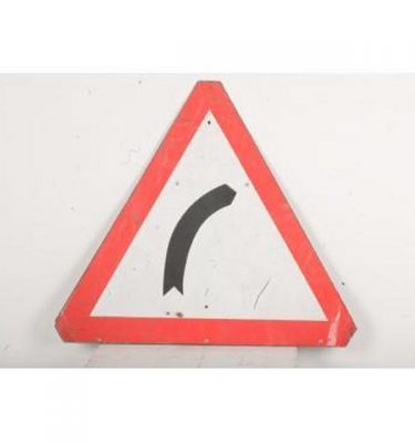 5300016 Road Sign Bend Right 600X685