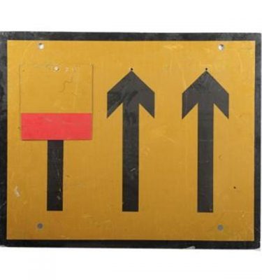 5300037 Roadworks Signage 900X1090