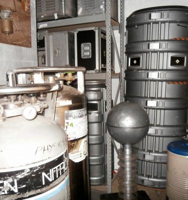 9999002 Selection Of Sci-Fi/Laboratory Props Many More Available