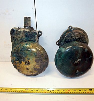 0930026 Ships Bell x 2  (30cm x 22 ) , ( 27cm x 21 )