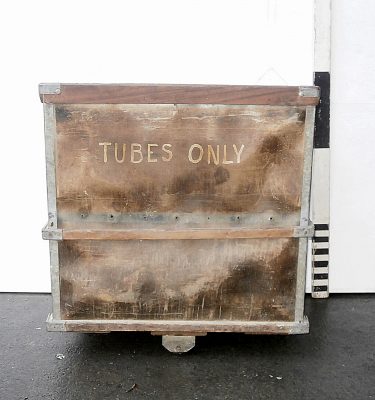 0081032 Workers Trolley ( H 85cm x 809 x 55 )