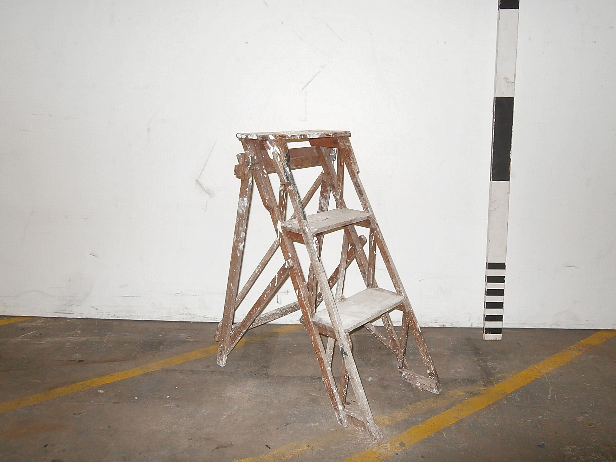 0065084 Wooden Step Ladder ( H 80cm ) – Stockyard Prop and Backdrop Hire