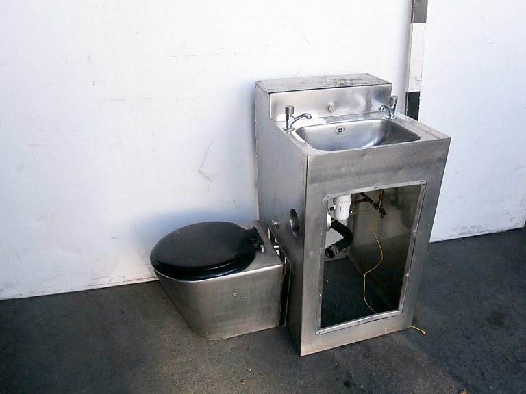 0770039 Stainless Steel Prison Sink And Toilet Set ( H 100cm x 103 x 60