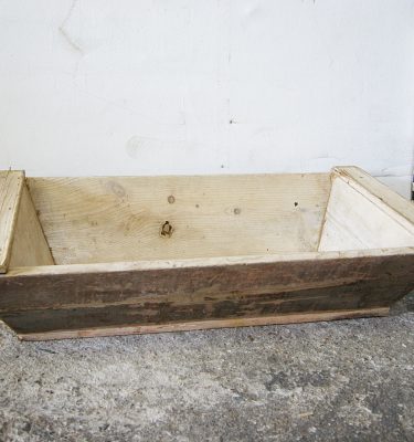 2400021 Old Wooden Feeding Tray ( H 24cm x 97 x 49 ) x 1off