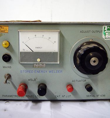 0064096 Stored Energy Welder ( H 19cm x 37 x 20 )