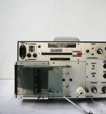 0064102 Oscillograph ( H 22cm x 36 x 20 )