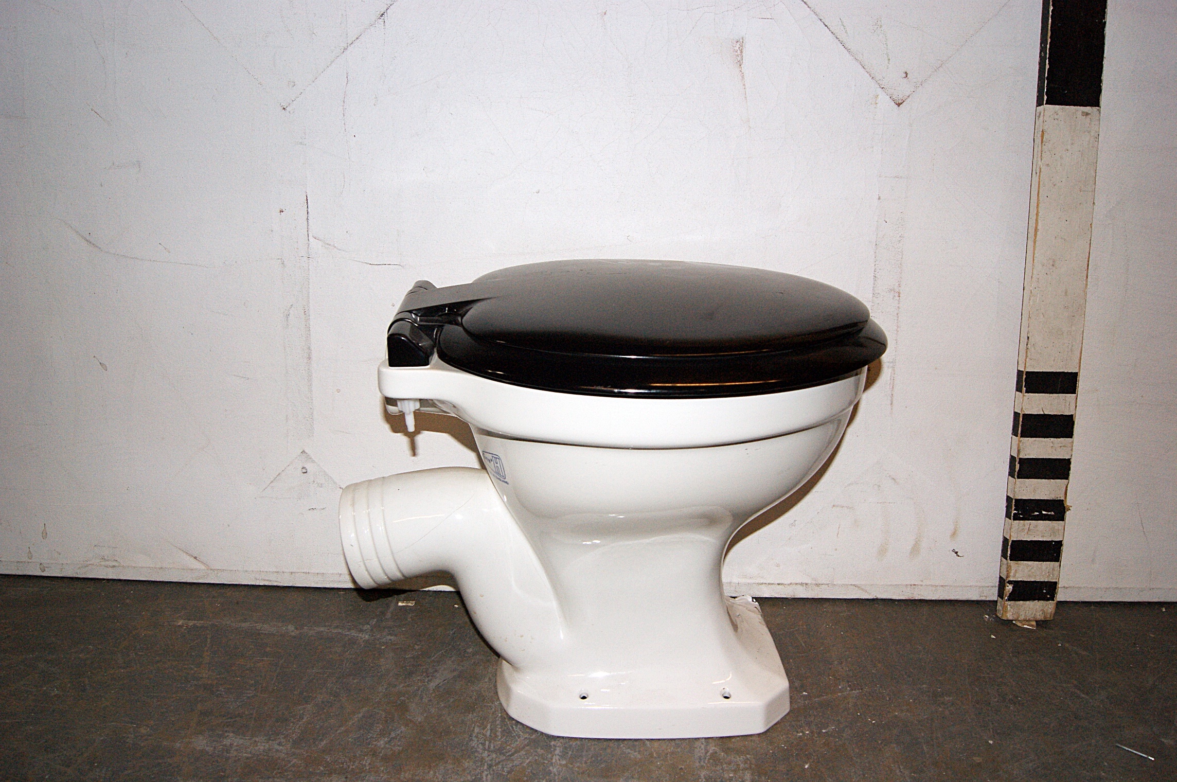 Inspiring White Toilet With Black Seat Contemporary Best
