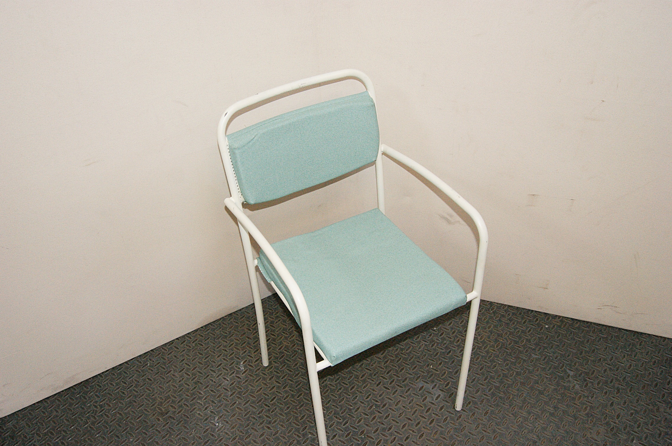 0085345 Hospital Chair ( H 85cm x 47 x 42 ) x 1 off Stockyard Prop