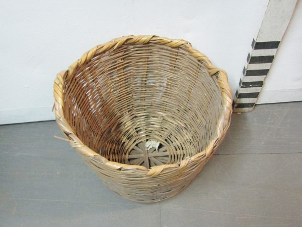 0410220 Wicker Basket With Handles ( H 38cm x Dia 36 ) x 1 off - Image 2