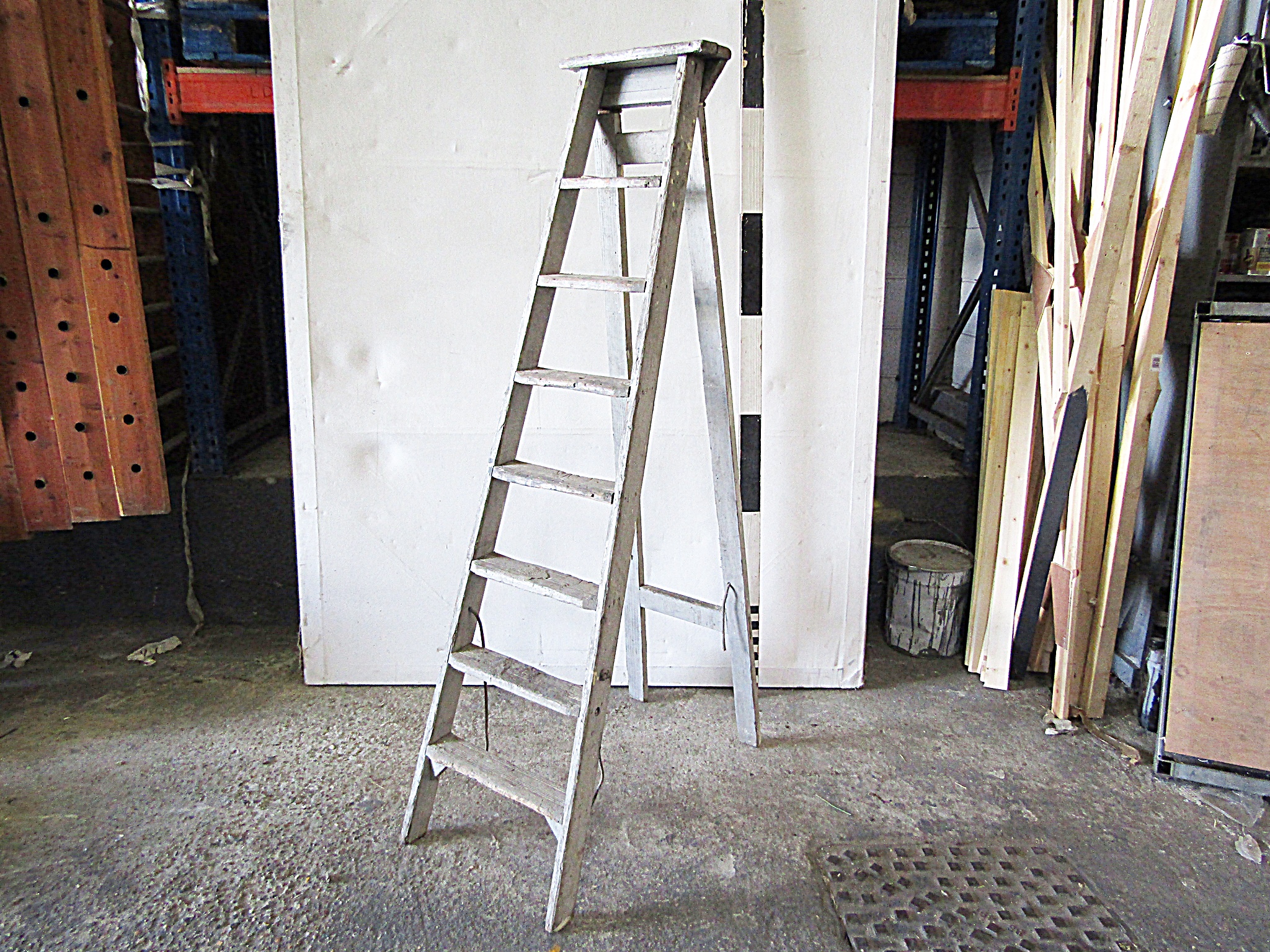 0065095 Wooden Step Ladder ( H 184cm x 50 x 95 ) x 1 off – Stockyard ...