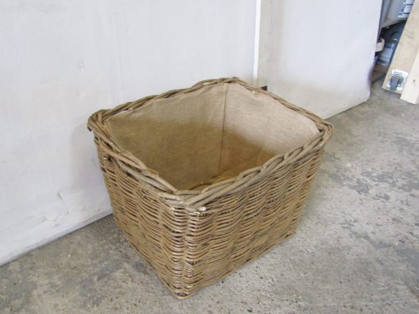 0410262 Wicker Basket With Canvas Interior ( H 40 cm x 55 x 44 ) x 4 off - Image 2