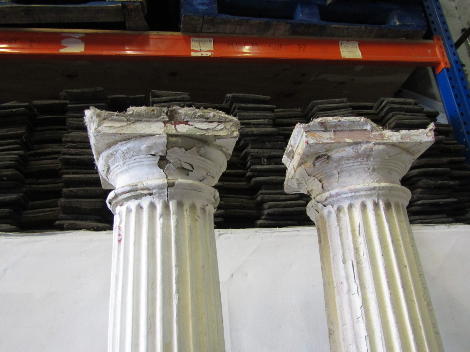 8600094 Fibreglass Fluted Doric Columns ( H 223 cm x 34 x 34 ) x 2 off