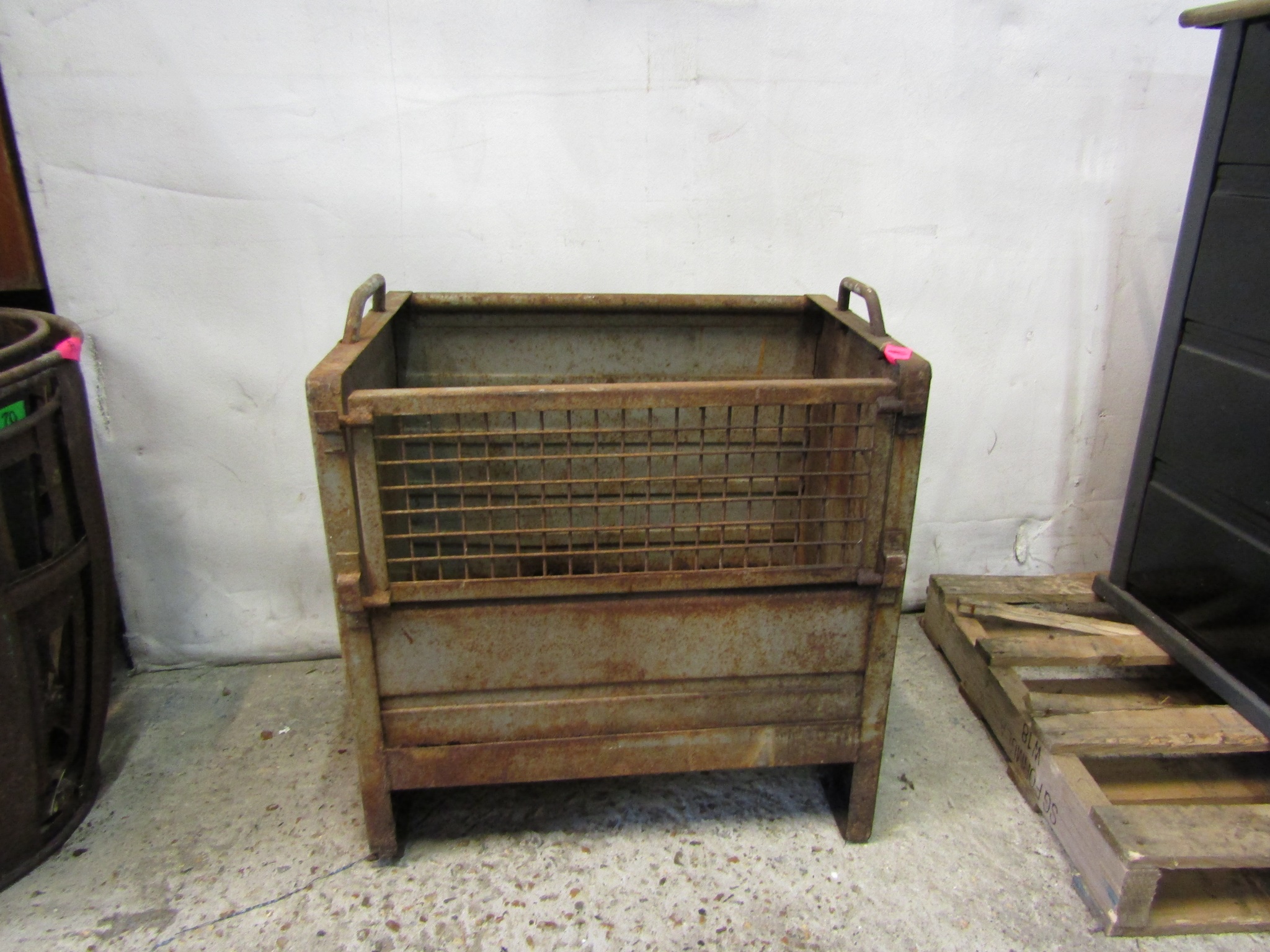 0038069 Industrial Metal Container With Handles ( H 62 cm x 58 x 40 ) x