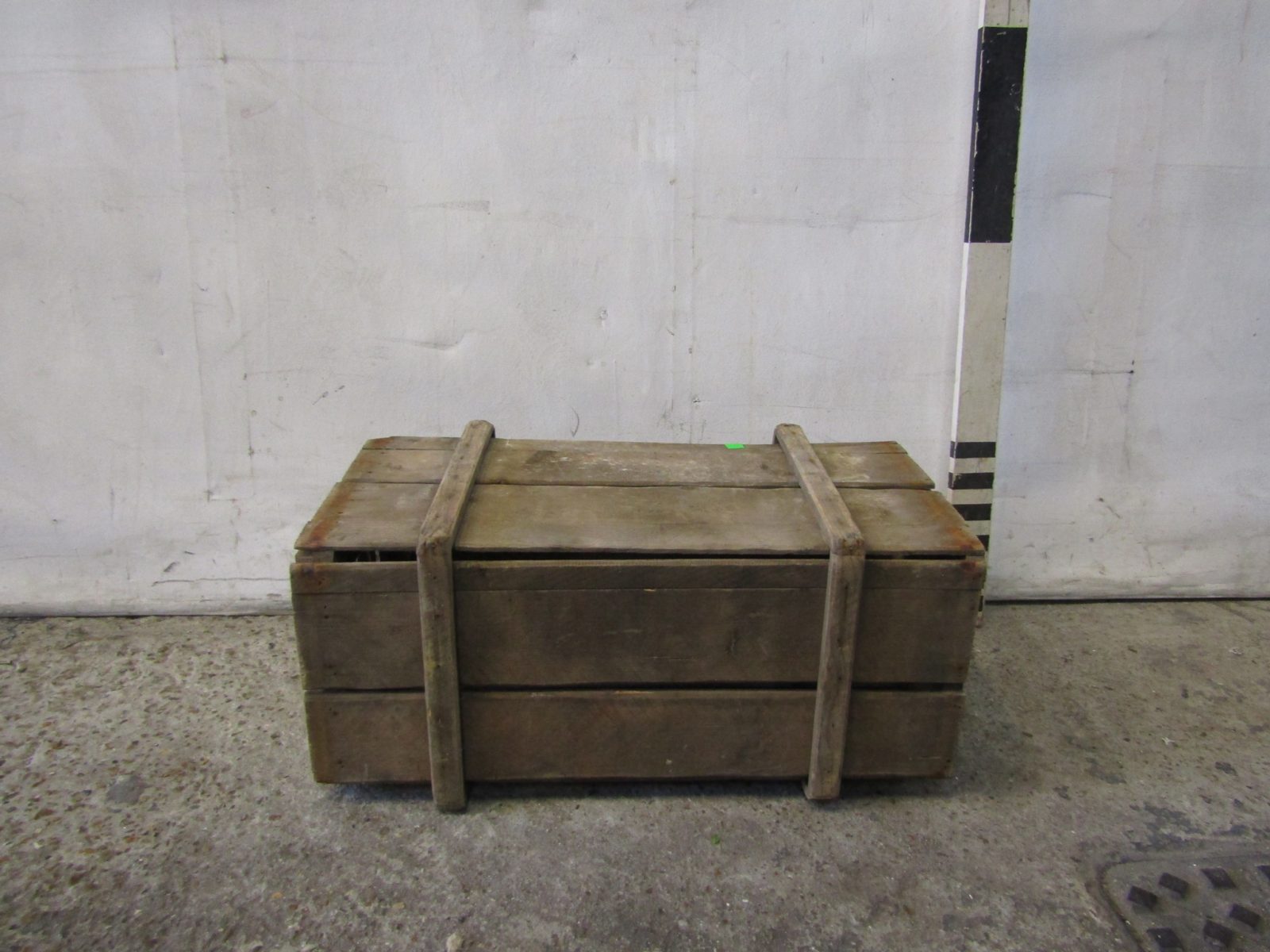 2200109 Wooden Crate ( H 36 cm x 77 x 42 ) x 2 off Stockyard Prop and