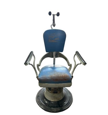 0085536 Early Operating Chair ( H 130 cm x 83 x 59 ) x 1 off