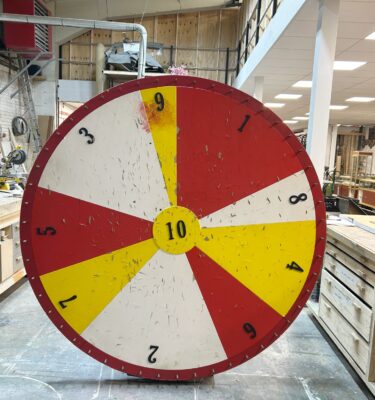 0880105 Large Vintage Spinning Game Wheel ( H 200 cm x 200 x 60 ) x 1 off