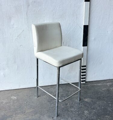 0085610 White Leather Bar Stool ( H 100 cm x 38 x 45 ) x 2 off