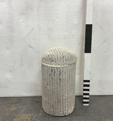 0410304 White Wicker Laundry Basket ( H 66 cm x Dia 36 ) x 1 off
