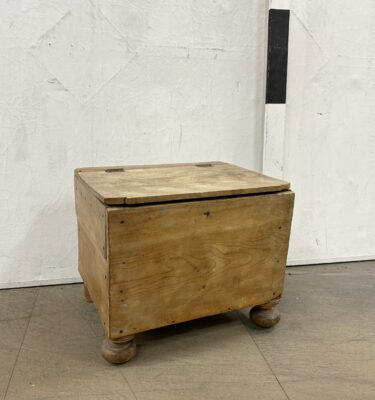 0410307 Wooden Blanket Box ( H 42 cm x 50 x 40 ) x 1 off
