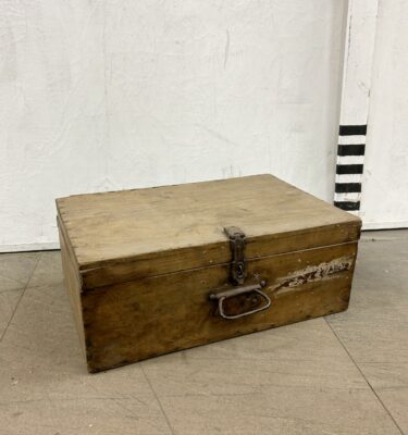 0410309 Period Wooden Carrying Box ( H 20 cm x 52 x 33 ) x 1 off