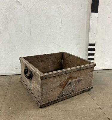 2200121 Period Wooden Storage Crate ( H 22 cm x 45 x 38 ) x 1 off