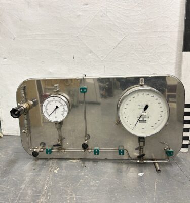 0314014 Pressure Gauge Control Panel ( H 48 cm x 92 x 40 ) x 1 off