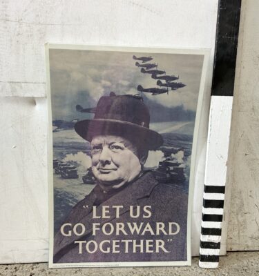 7100045 WW2 Winston Churchill Victory Poster ( H 77 cm x 51 ) x 1 off