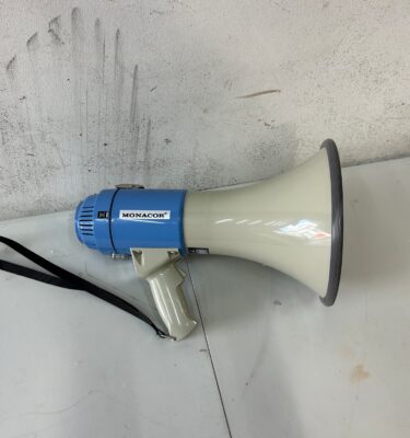 7400038 Handheld Megaphone ( H 38 cm x 30 x 23 ) x 1 of