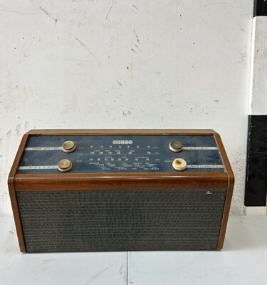 8200046 Vintage Decca Wooden Radio ( H 30 cm x 53 x 23 ) x 1 off