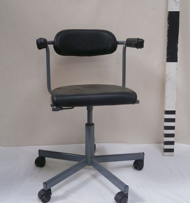 6810015 Grey Metal And Black Leather Swivel Chair Matching Battleship Control Panels (32″ X 18″ X 17″) X 6